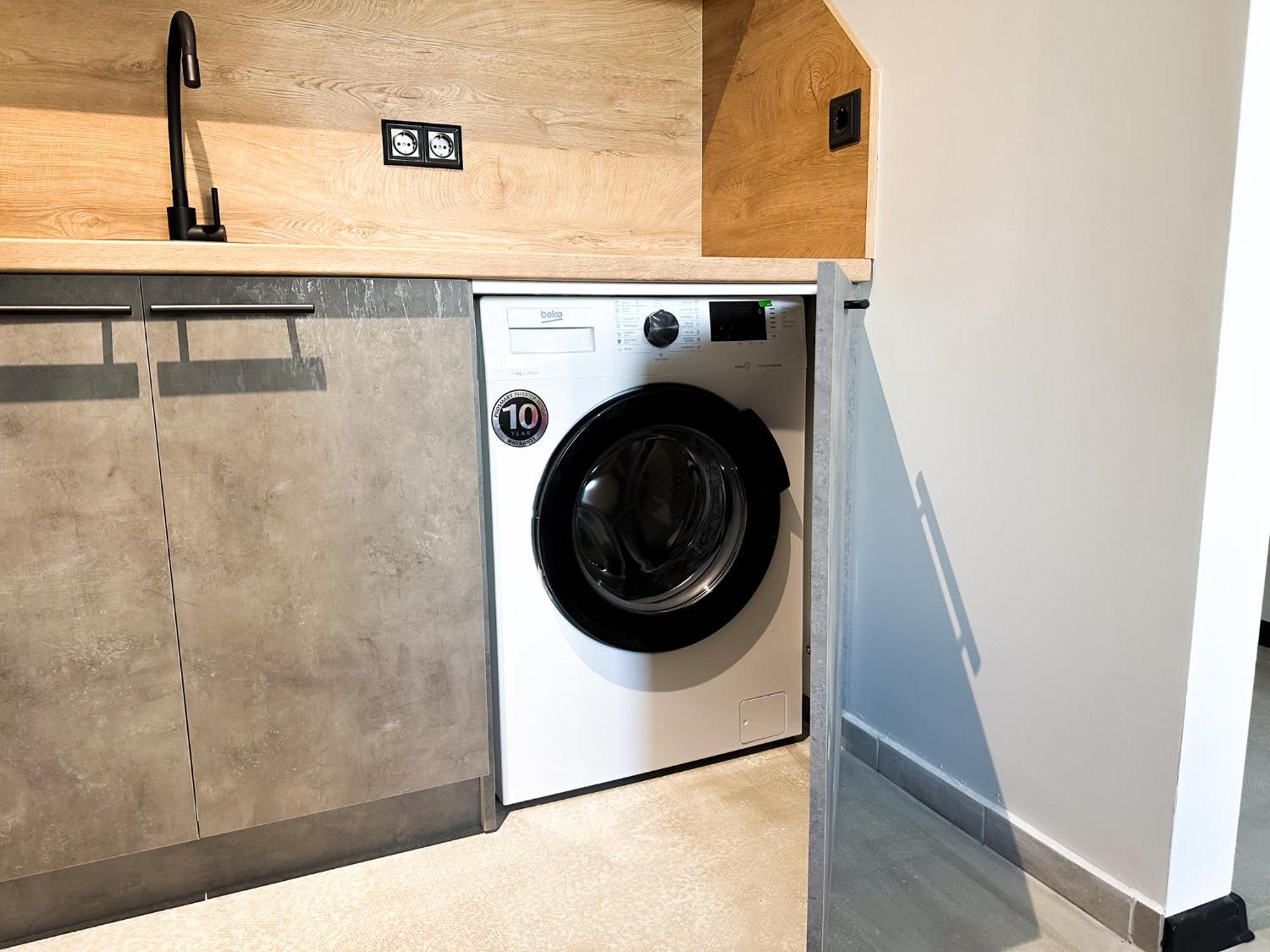 6 Studios 6 Bathrooms 2 Levels Kitchens Sofia Ngoại thất bức ảnh