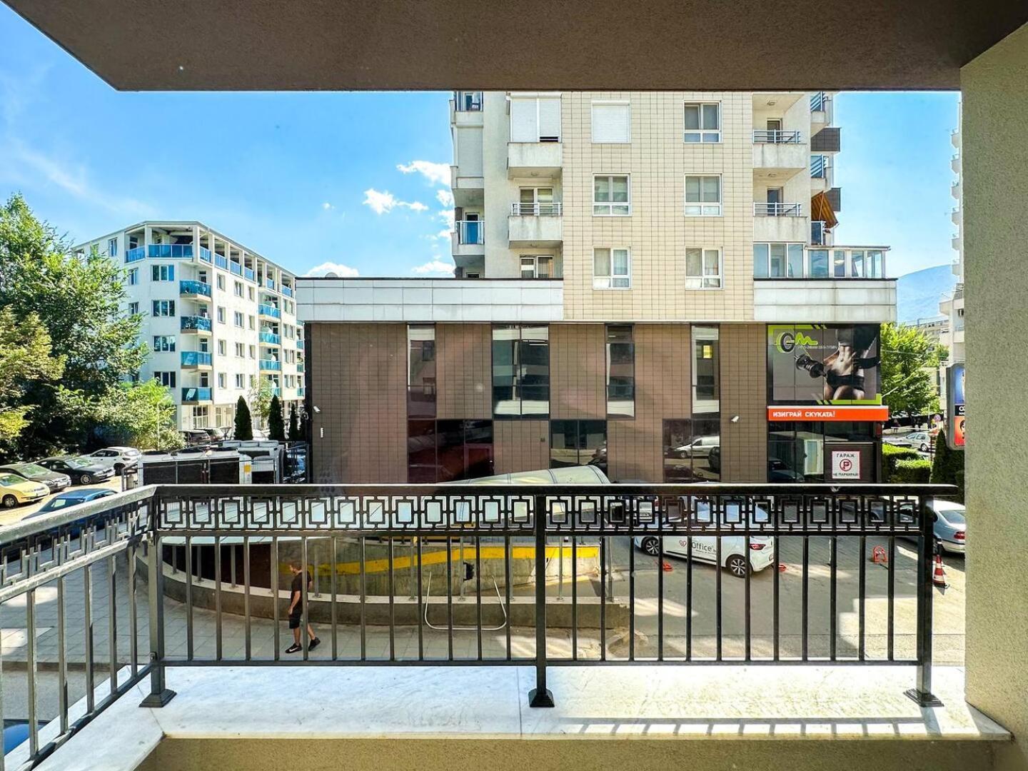 6 Studios 6 Bathrooms 2 Levels Kitchens Sofia Ngoại thất bức ảnh