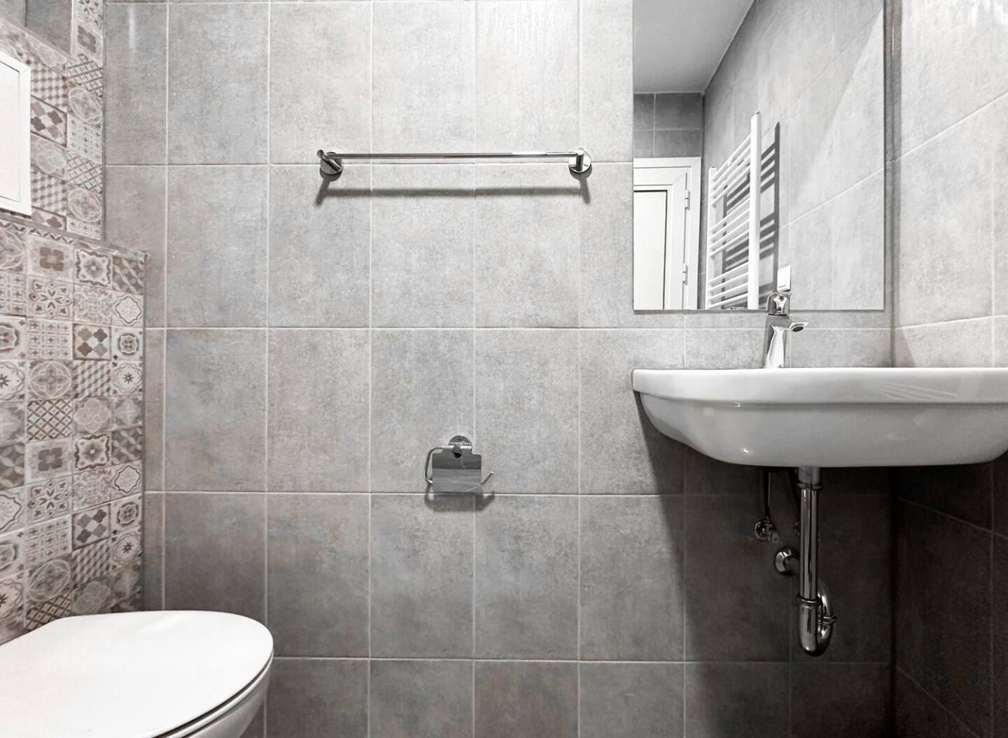 6 Studios 6 Bathrooms 2 Levels Kitchens Sofia Ngoại thất bức ảnh