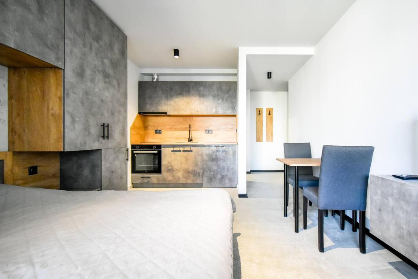 6 Studios 6 Bathrooms 2 Levels Kitchens Sofia Ngoại thất bức ảnh