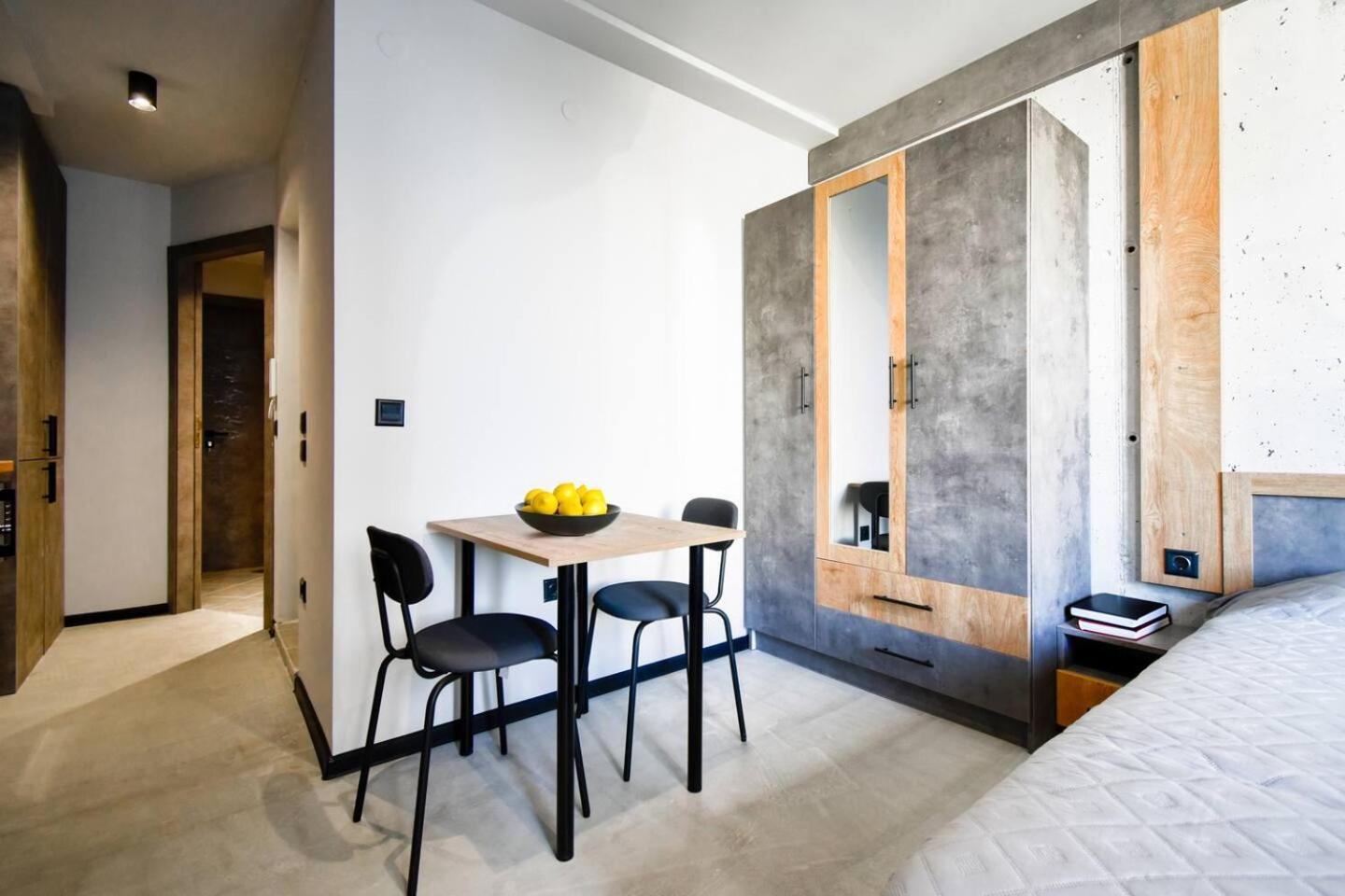 6 Studios 6 Bathrooms 2 Levels Kitchens Sofia Ngoại thất bức ảnh